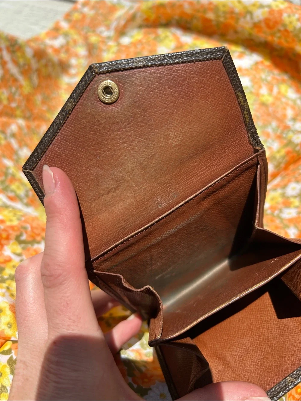 Louis Vuitton Tri-fold Wallet COA Included - Picture 10 of 16